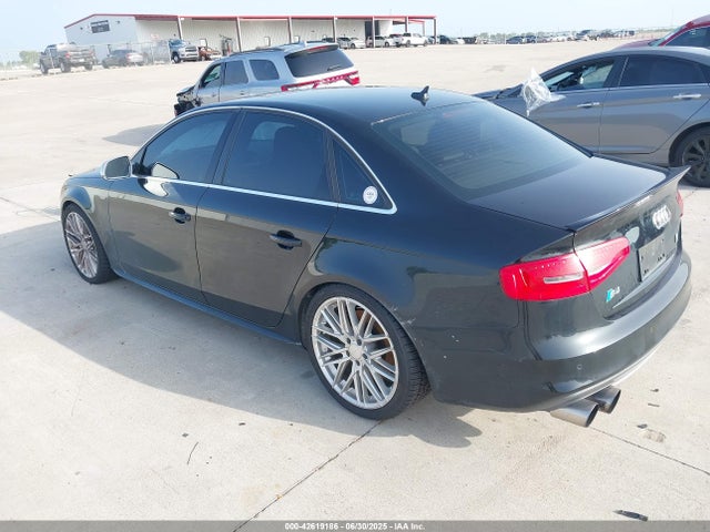 2013 AUDI S4 WAUBGAFL1DA211832 Photo 2