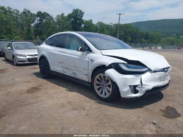2021 TESLA MODEL X 5YJXCBE22MF322898