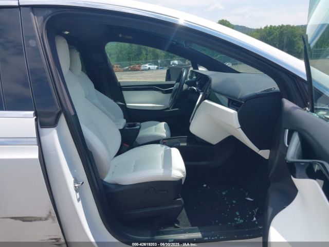 2021 TESLA MODEL X 5YJXCBE22MF322898 Photo 4