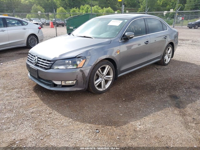 Volkswagen Passat 2015 1VWCV7A31FC086648 Image 2