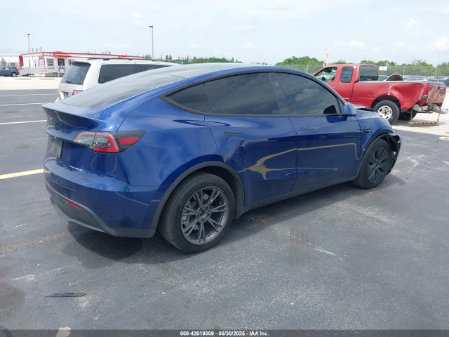 2024 TESLA MODEL Y 7SAYGDEE0RA312716 Photo 3
