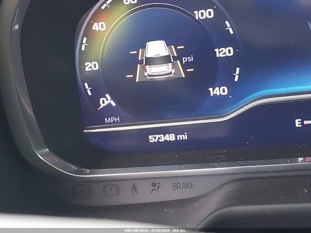 42619338 :رقم المزاد ، 1GNSKPKD1NR207387 vin ، 2022 Chevrolet Tahoe 4wd Z71 مزاد بيع