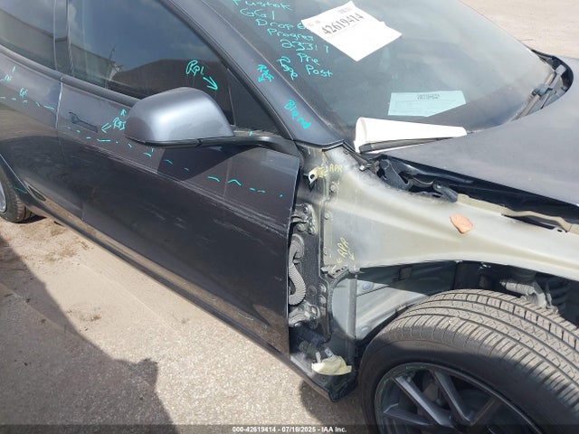 Tesla 2021 2021 5YJ3E1EA6MF969024 Image 19