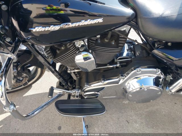 2015 HARLEY-DAVIDSON FLTRXS 1HD1KTM39FB600774 Photo 8
