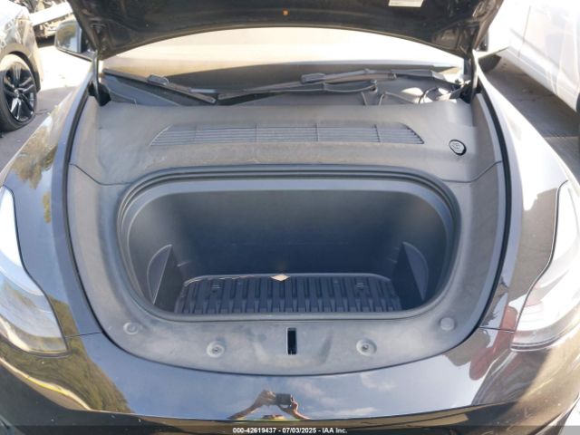 2023 TESLA MODEL Y 7SAYGDEF5PF823444 Photo 9