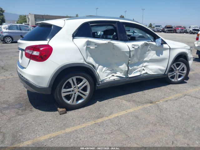 2017 MERCEDES-BENZ GLA 250 WDCTG4EB0HJ288595 Photo 3