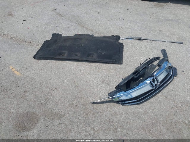 1HGCR2F35HA075185 Honda k24w1
