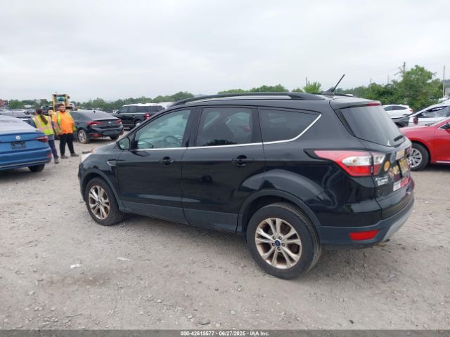 2018 FORD ESCAPE 1FMCU9HD5JUA46569 Photo 2