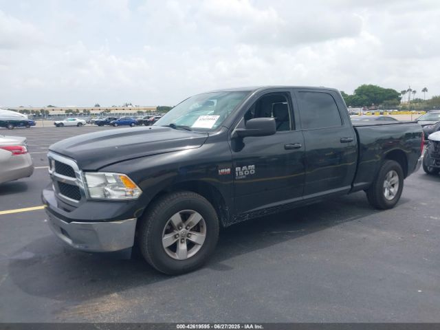 2019 RAM 1500 CLASSIC 1C6RR6TT8KS571918 Photo 1