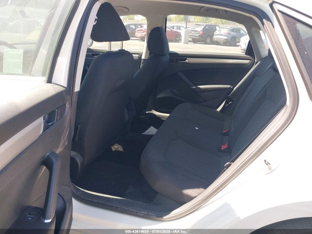 1VWAT7A39HC085957 Volkswagen 1.8 tsi