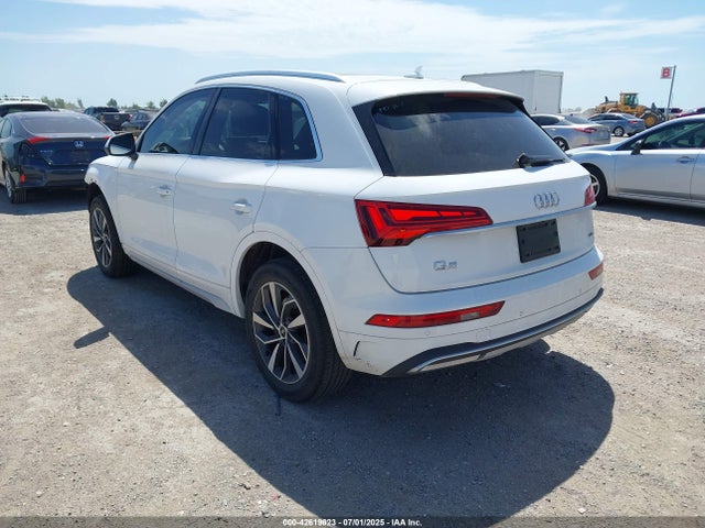 2021 AUDI Q5 WA1AAAFY5M2004232 Photo 2