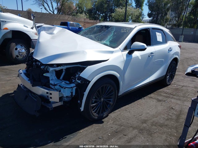 Lexus a25a-fxs 2025 2T2BBMCA7SC083820 Image 2