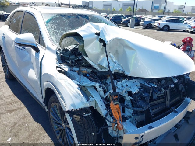 Lexus a25a-fxs 2025 2T2BBMCA7SC083820 Image 6