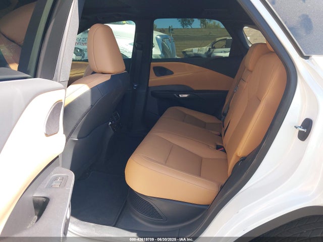 Lexus a25a-fxs 2025 2T2BBMCA7SC083820 Image 8