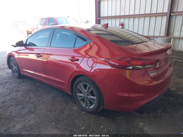 5NPD84LF9HH132562 Hyundai 2017