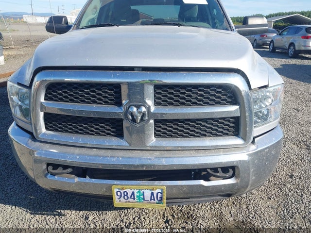 3C6UR5HL4JG125803 RAM 2500