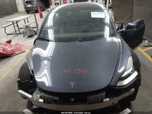 2018 TESLA MODEL 3 5YJ3E1EA4JF009504 Photo 9