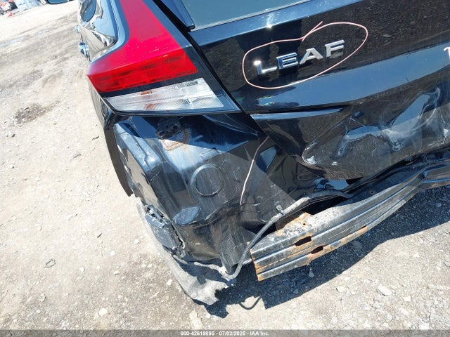 1N4AZ1CP2JC313730 Nissan 2018