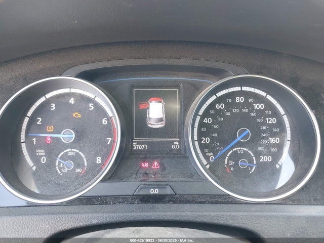WVWUF7AU5GW079988 Volkswagen 2016