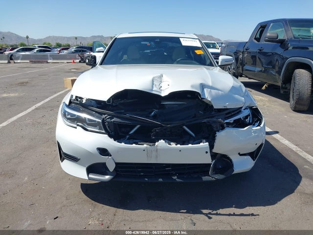 3MW5R1J02M8B74306 BMW 330I