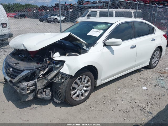 1N4AL3AP7GC242839 Nissan 2016