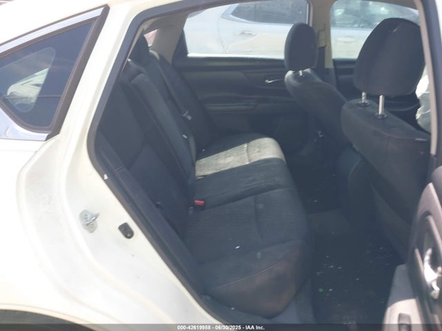 1N4AL3AP7GC242839 Nissan 2016