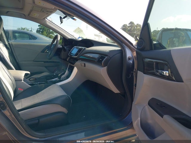 1HGCR2F05GA049612 Honda k24w1