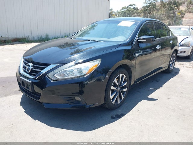 1N4AL3AP7HC224570 Nissan 2017
