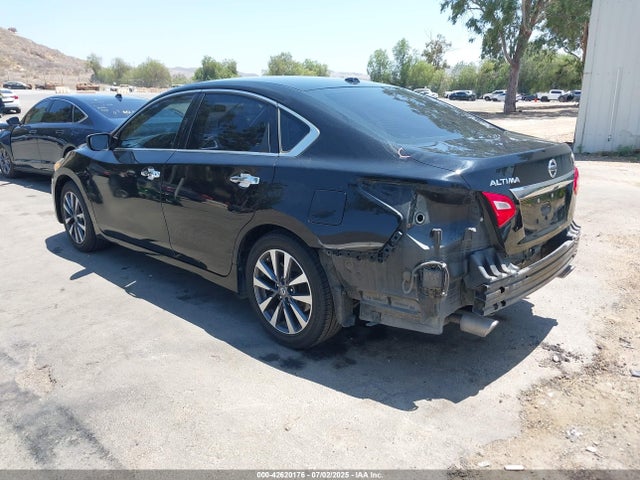1N4AL3AP7HC224570 Nissan 2017