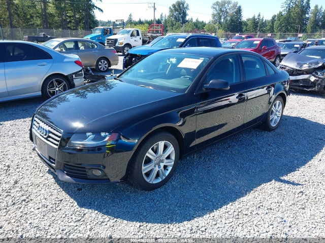 2010 AUDI A4 WAUAFAFLXAN006982 Photo 1