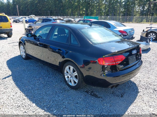 2010 AUDI A4 WAUAFAFLXAN006982 Photo 2