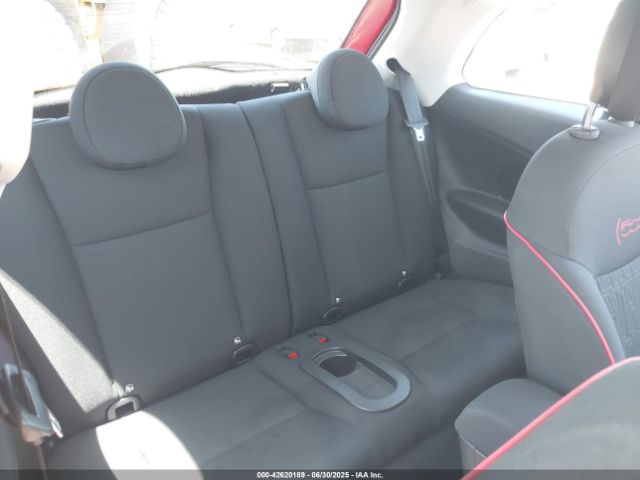 2024 FIAT 500E ZFAFFAA49RX205926 Photo 7