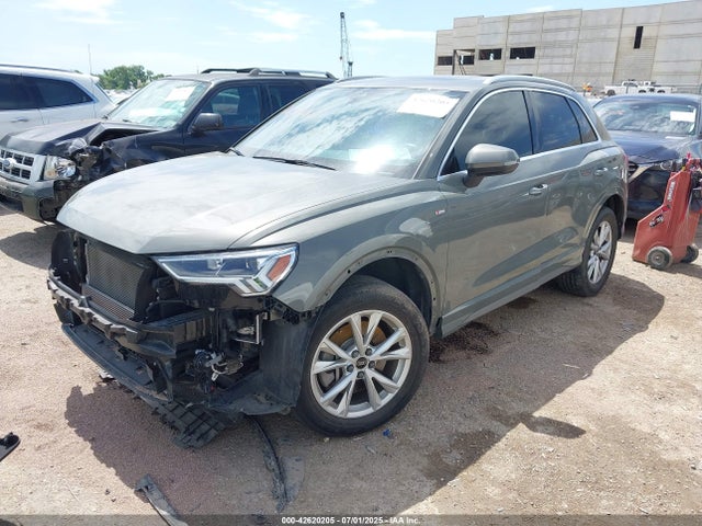 2022 AUDI Q3 WA1EECF39N1078993 Photo 1