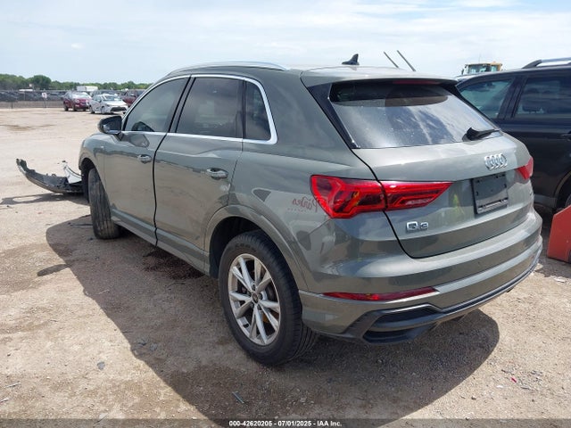 2022 AUDI Q3 WA1EECF39N1078993 Photo 2