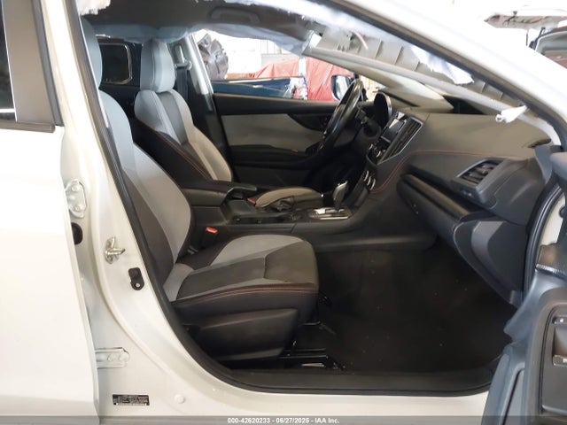 JF2GTAPC6M8657924 Subaru na