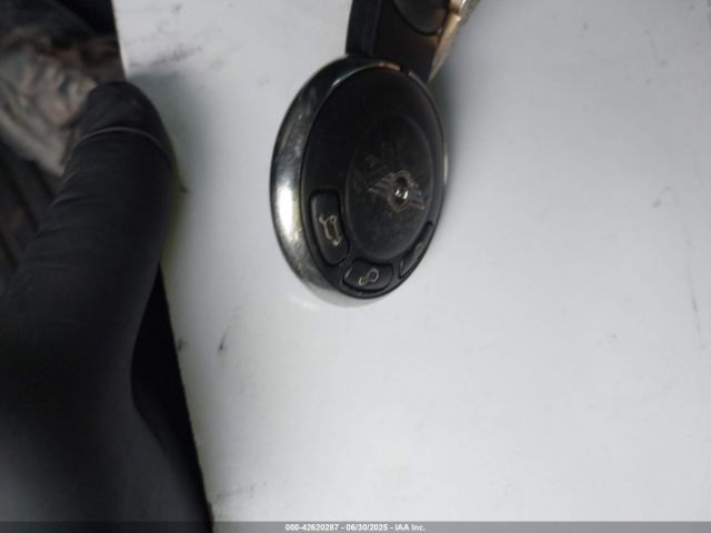 2016 MINI COUNTRYMAN WMWZC5C51GWU04173 Photo 10