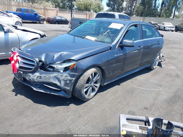 Mercedes-Benz 2014 2014 WDDHF5KB1EA781924 Image 2