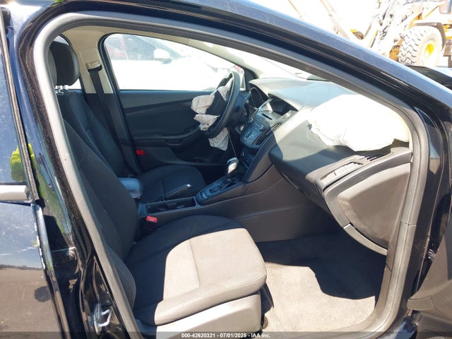 1FADP3K23GL254152 Ford Focus