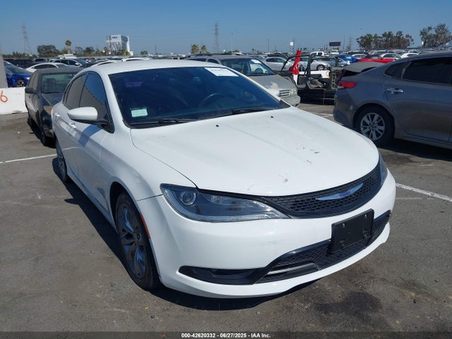 Chrysler 2015 2015 1C3CCCBB1FN698252 Image 6