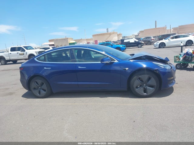 5YJ3E1EA8JF125014 Tesla MODEL 3
