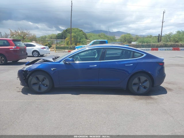 5YJ3E1EA8JF125014 Tesla MODEL 3