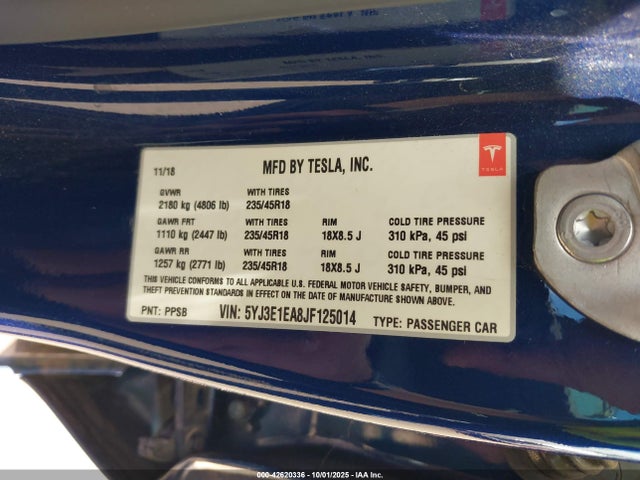2018 TESLA MODEL 3 5YJ3E1EA8JF125014 Photo 8