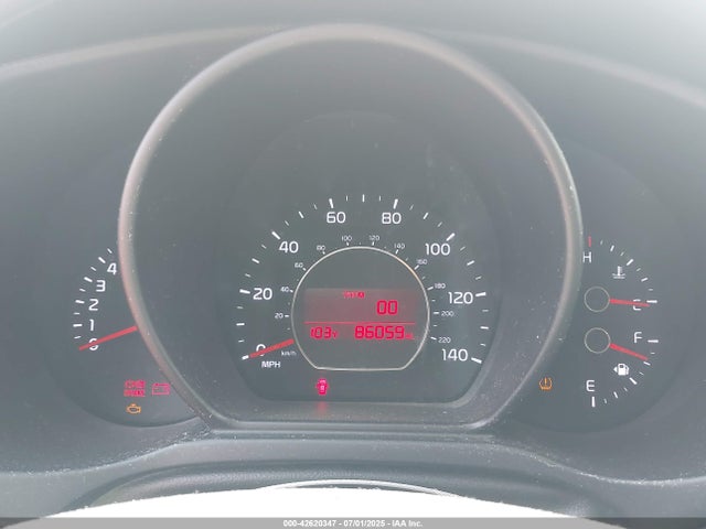 KNDJN2A20J7508821 KIA g