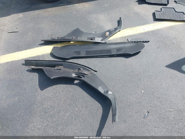 Ford Mustang Mach-E 2025 3FMTK3R79SMA04875 Image 12