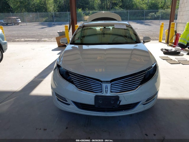 3LN6L2LU3ER815081 Lincoln 2014