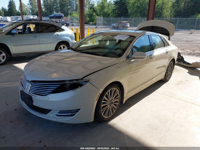 3LN6L2LU3ER815081 Lincoln 2014
