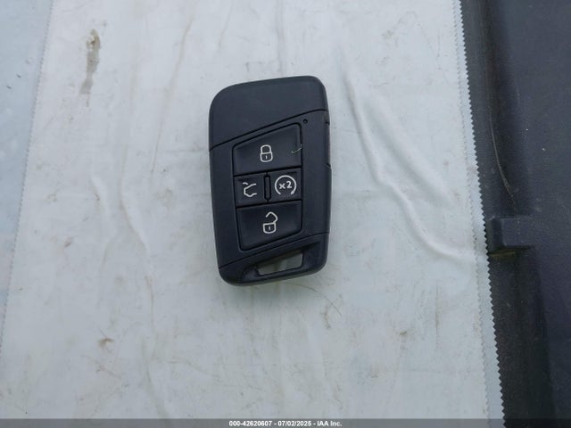 Volkswagen 2018 2018 3VV2B7AX5JM027119 Image 11