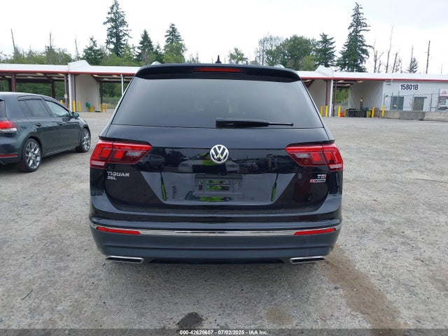 Volkswagen 2018 2018 3VV2B7AX5JM027119 Image 17