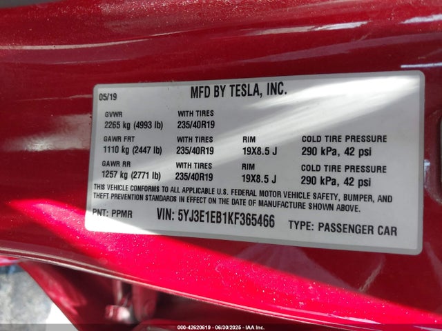 5YJ3E1EB1KF365466 Tesla 2019