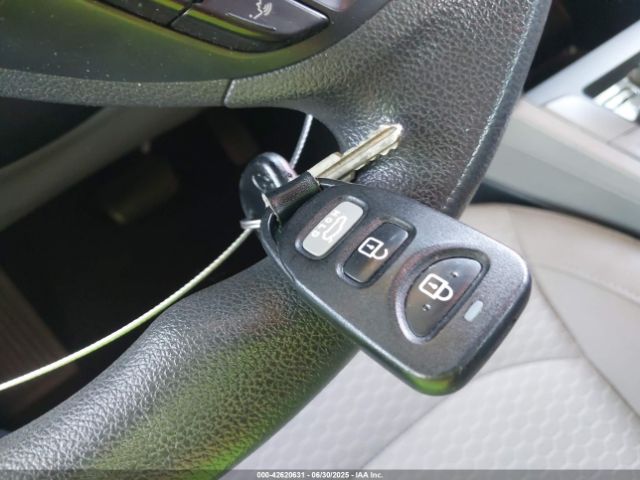 2019 HYUNDAI ELANTRA KMHD84LFXKU743404 Photo 10